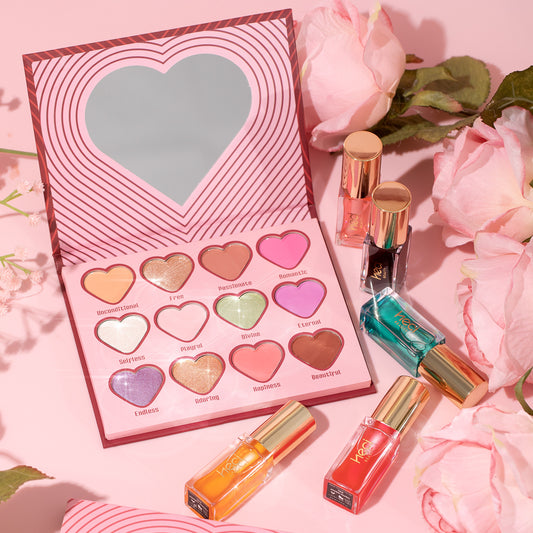 HECI BEAUTY Eyeshadow Palette & Botanical Lip Oil Set